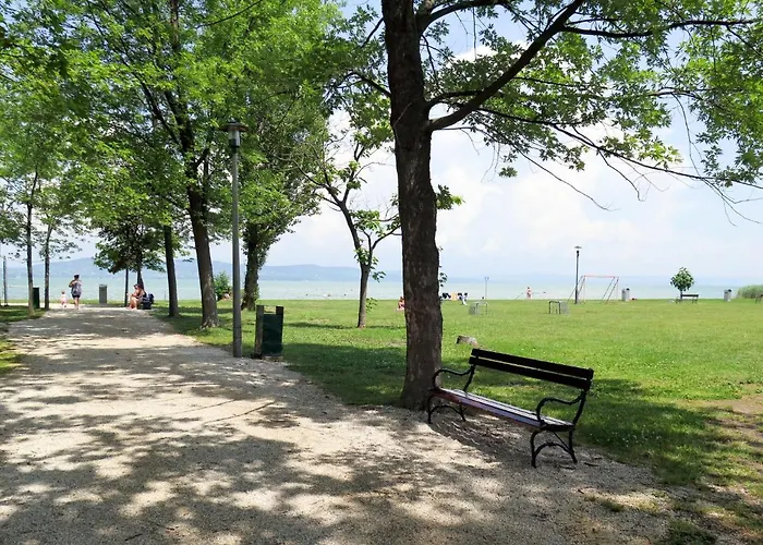 Twin Back By Interhome